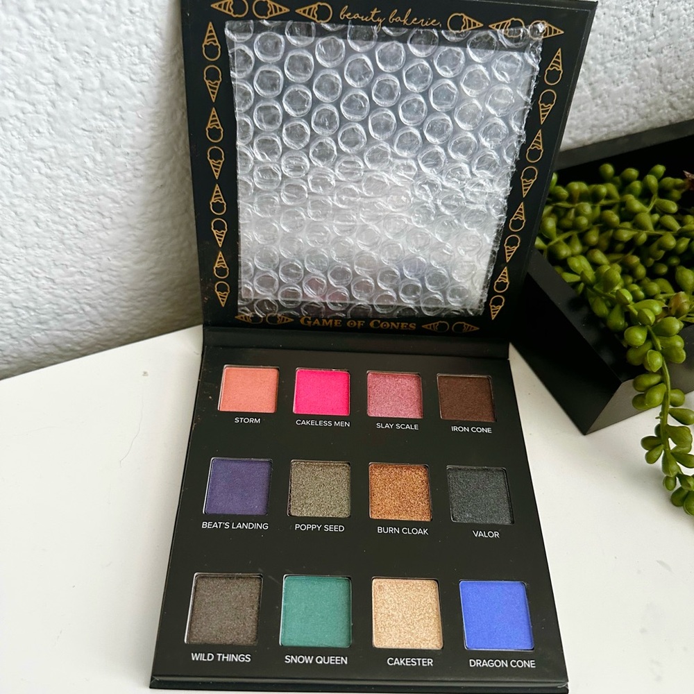 Beauty Bakerie Game of Cones Eyeshadow Palette